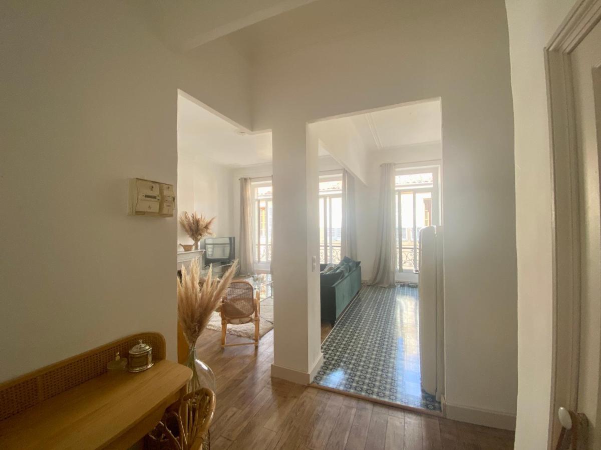 Appartement Haussmannien rue piétonne Opéra Marseille Extérieur photo